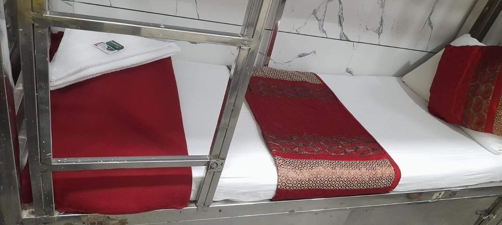 Amaan Hotel 孟买 外观 照片